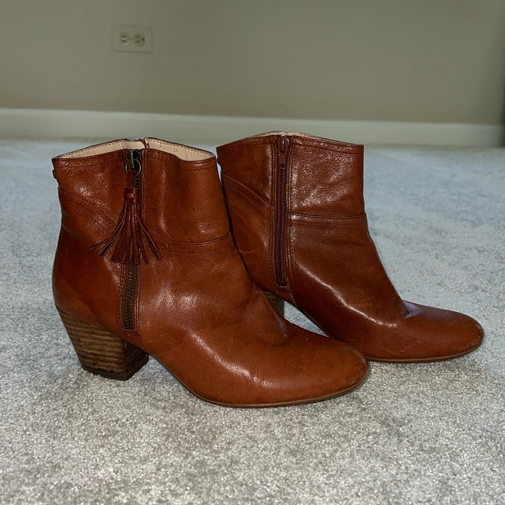 Cognac Nine West fall booties